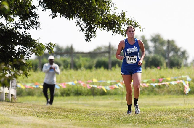 Julianne Ross cross country photo