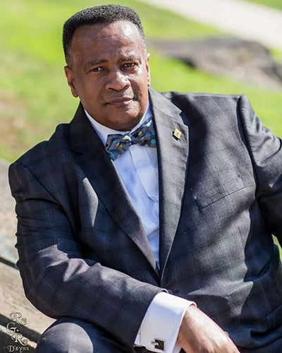 Photo of Dr. Rodney Bradley.