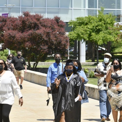 Grad Walk 17
