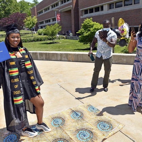Grad Walk 43